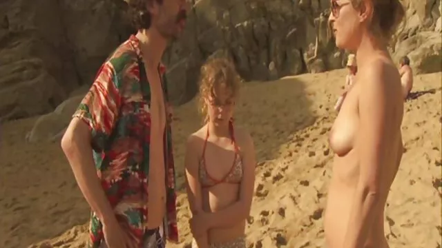 Az új pár részt vesz az anya lánya leszbi pornó anális