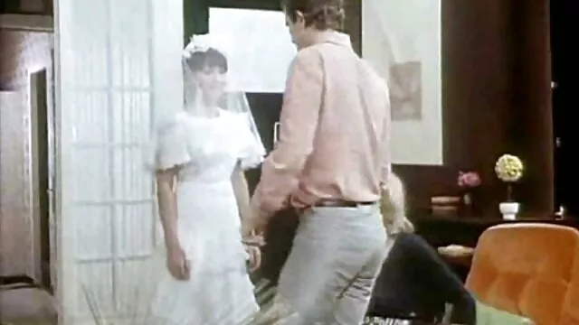 Vörös Tetoválás szék ingyen pirnó maszturbáció