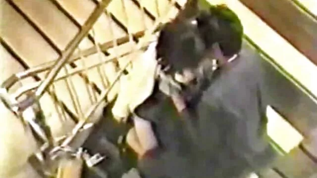 Felesége kibaszott két barát sex nagyival