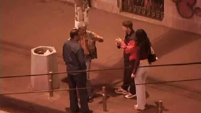 Elment erre punci nyalás porno az alkalomra, majd indítsa el a maszturbáció