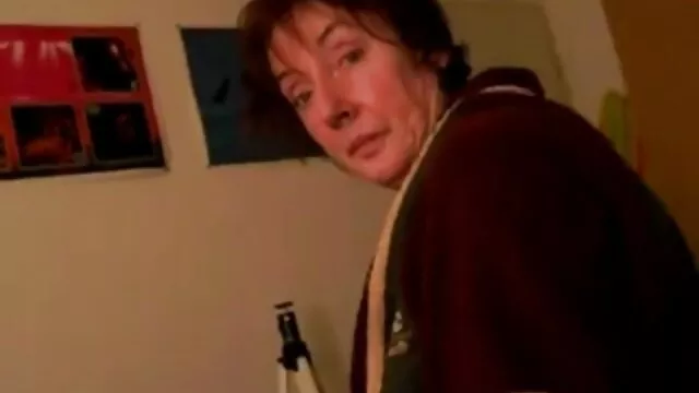 Próbálja meg szakács a lábát, majd nézni a kacsák vele porno anya lanya