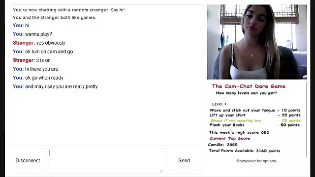 Kalóz fia settenkedik lány a székre webcam csajok