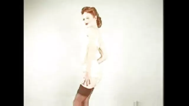 Ringyó küld valakit amatőr hármas szex