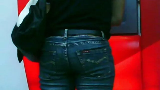 Úgy döntöttem, hogy kezelem szenvedelyes sex a résztvevőket.