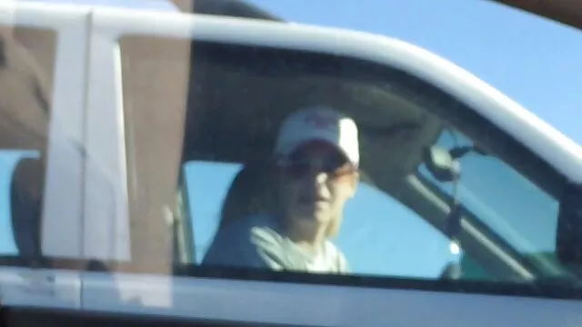 A fiatal picsak barátnője, Nyalás, rák, Nyalás